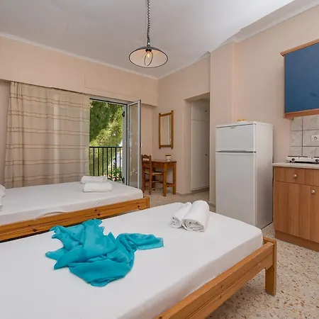 Helen & Theo * לגאנאס