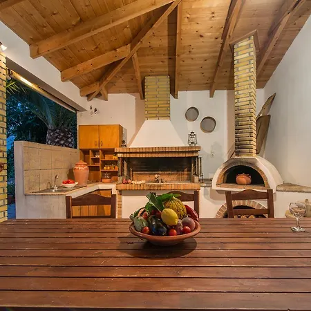 דירה Helen & Theo *